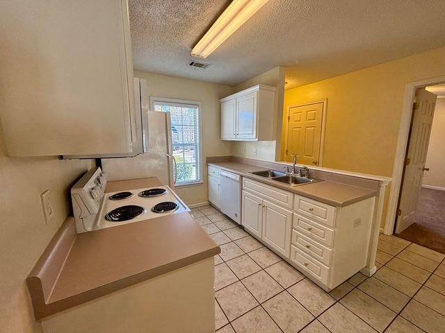 310 Evans Lake Way, Evans, GA 30809