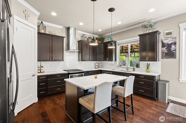787 NW Dresden Court, Bremerton, WA 98311