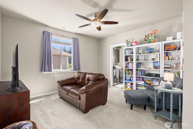 787 NW Dresden Court, Bremerton, WA 98311