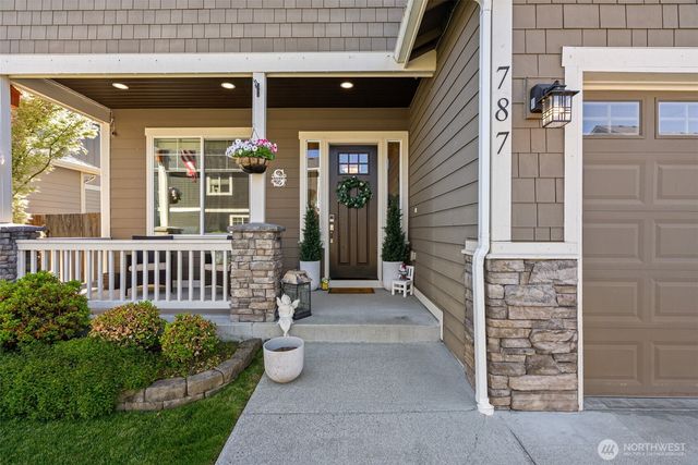787 NW Dresden Court, Bremerton, WA 98311