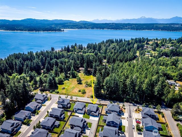 787 NW Dresden Court, Bremerton, WA 98311