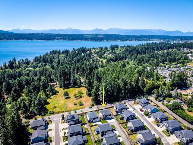 787 NW Dresden Court, Bremerton, WA 98311