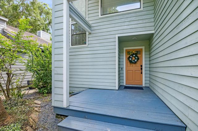 31 Fire Flicker Place, The Woodlands, TX 77381