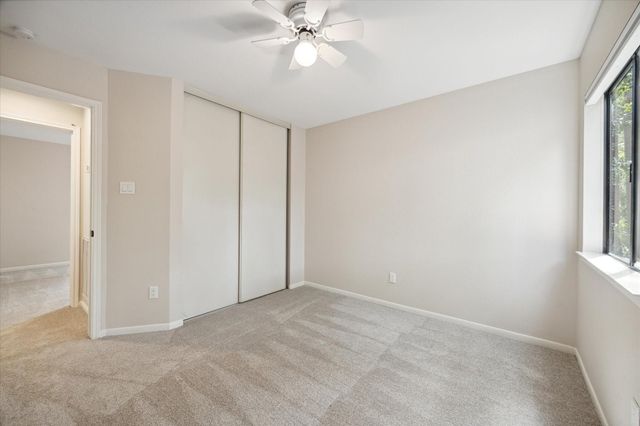 31 Fire Flicker Place, The Woodlands, TX 77381