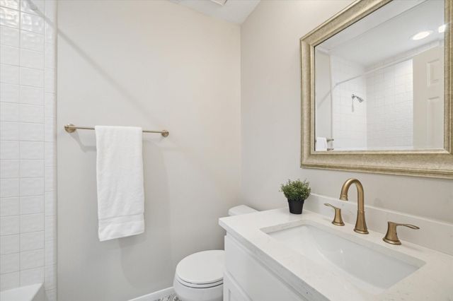 31 Fire Flicker Place, The Woodlands, TX 77381