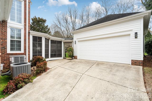 7620 Compton Court, Charlotte, NC 28270