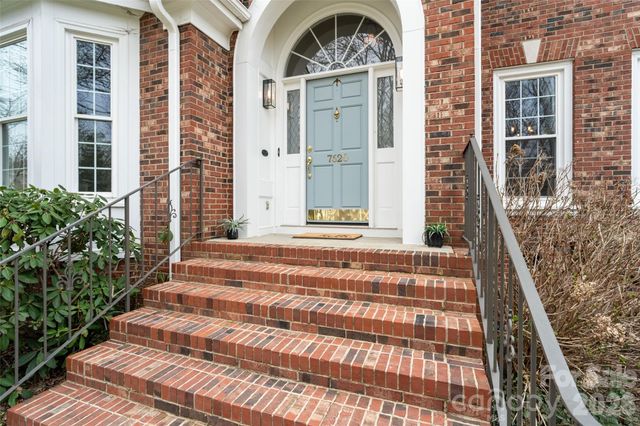 7620 Compton Court, Charlotte, NC 28270