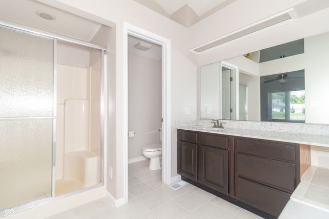 2416 E Hickory Boulevard, Greenfield, IN 46140