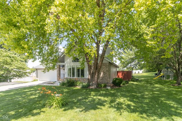 2416 E Hickory Boulevard, Greenfield, IN 46140