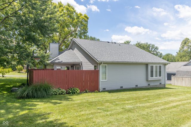 2416 E Hickory Boulevard, Greenfield, IN 46140