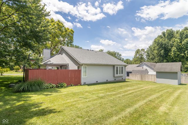 2416 E Hickory Boulevard, Greenfield, IN 46140