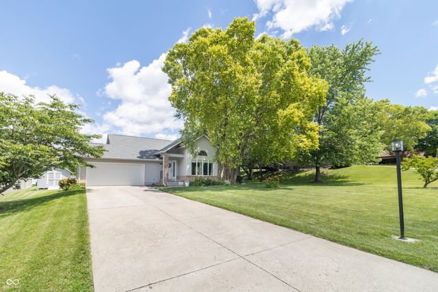 2416 E Hickory Boulevard, Greenfield, IN 46140