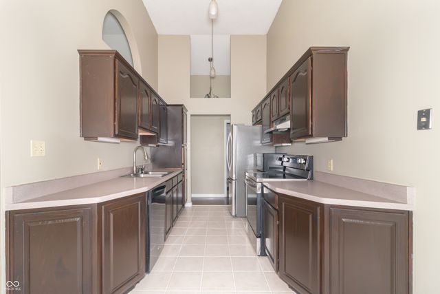 2416 E Hickory Boulevard, Greenfield, IN 46140
