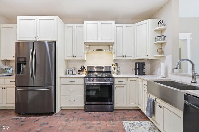 1590 N Limestone Drive, Ellettsville, IN 47429