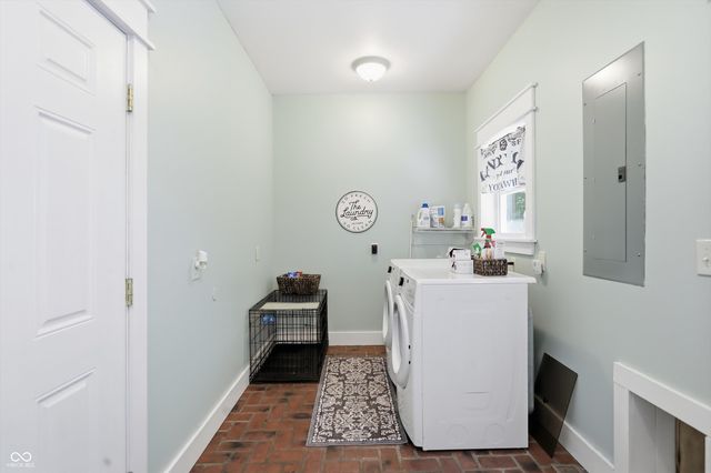 1590 N Limestone Drive, Ellettsville, IN 47429