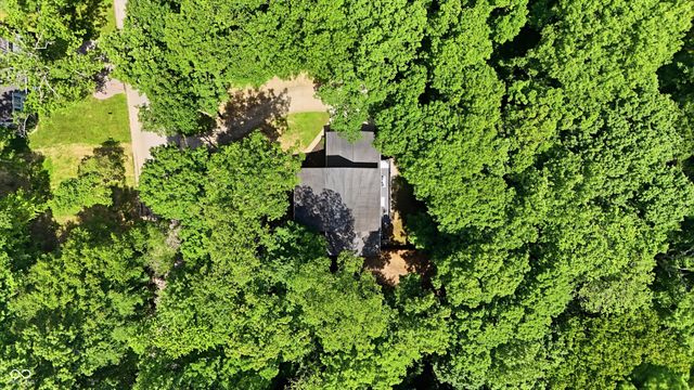 1590 N Limestone Drive, Ellettsville, IN 47429