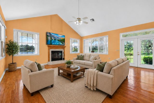 493 MALAUKA LOOP, Ocklawaha, FL 32179