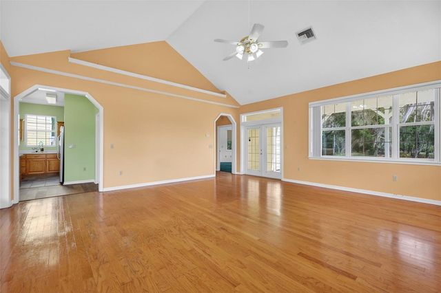 493 MALAUKA LOOP, Ocklawaha, FL 32179