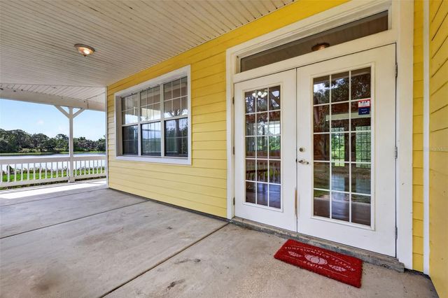 493 MALAUKA LOOP, Ocklawaha, FL 32179