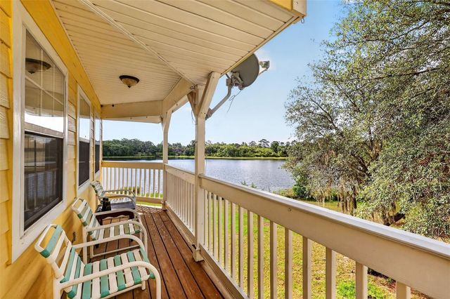 493 MALAUKA LOOP, Ocklawaha, FL 32179