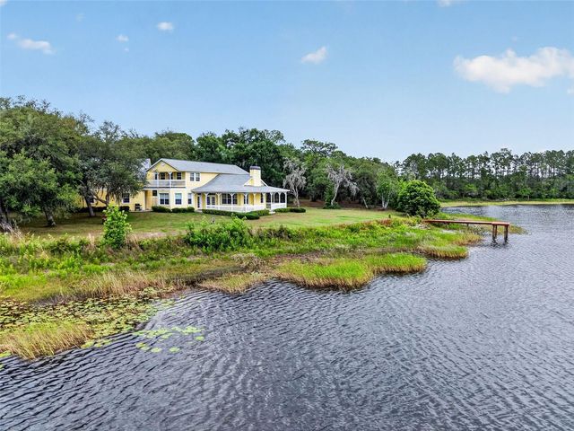 493 MALAUKA LOOP, Ocklawaha, FL 32179
