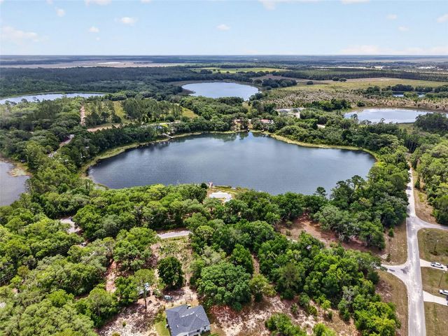 493 MALAUKA LOOP, Ocklawaha, FL 32179