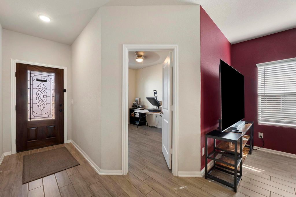 520 Warlander WAY, Georgetown, TX 78626