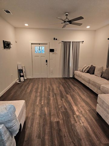 603 W 17th St, San Angelo, TX 76903