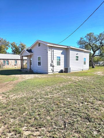 603 W 17th St, San Angelo, TX 76903