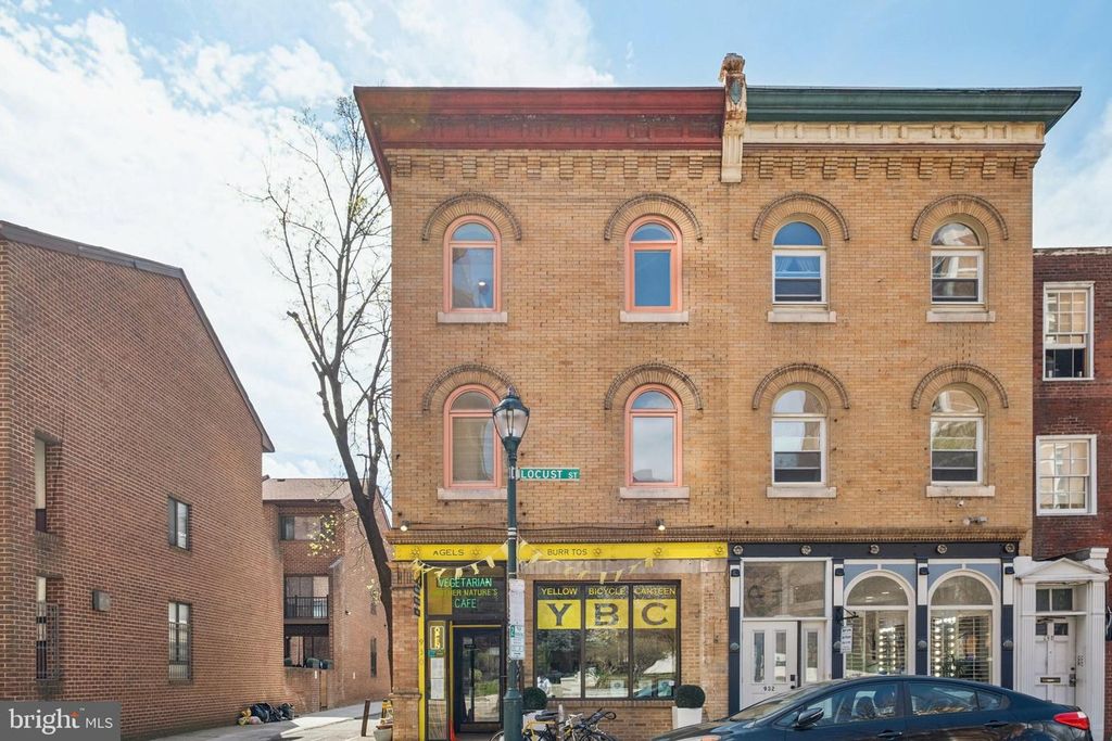 930 LOCUST ST, Philadelphia, PA 19107