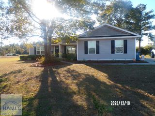586 Caleb Circle, Jesup, GA 31545