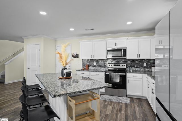 663 Farmstead Trail, Inman, SC 29349