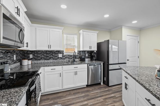 663 Farmstead Trail, Inman, SC 29349