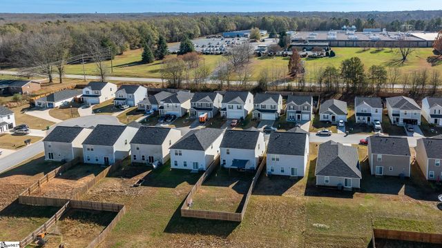 663 Farmstead Trail, Inman, SC 29349