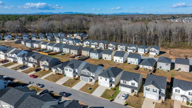 663 Farmstead Trail, Inman, SC 29349