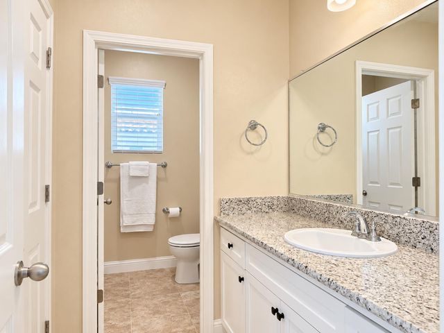 2468 Montana Avenue, Clovis, CA 93619