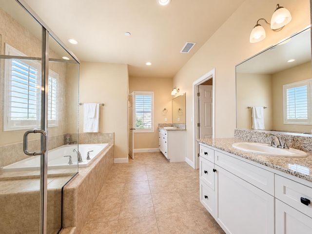2468 Montana Avenue, Clovis, CA 93619