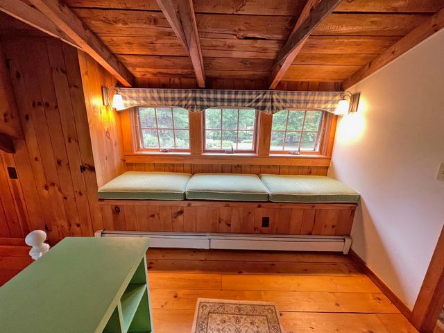 4296 Center Fayston Road, Fayston, VT 05660