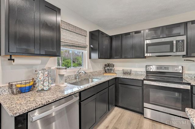 9809 Melcarl Drive, Colerain Twp, OH 45251