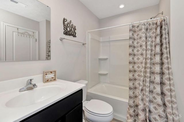 9809 Melcarl Drive, Colerain Twp, OH 45251
