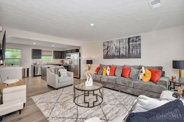 9809 Melcarl Drive, Colerain Twp, OH 45251