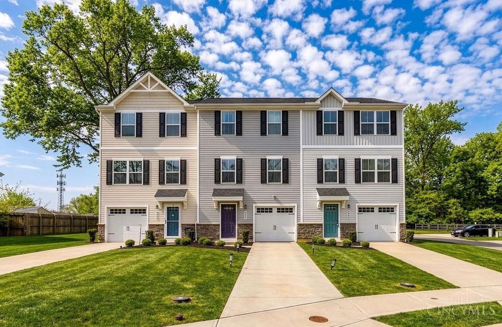 9809 Melcarl Drive, Colerain Twp, OH 45251