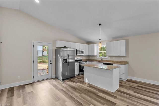 2945 Little Creek Drive, Thomasville, NC 27360
