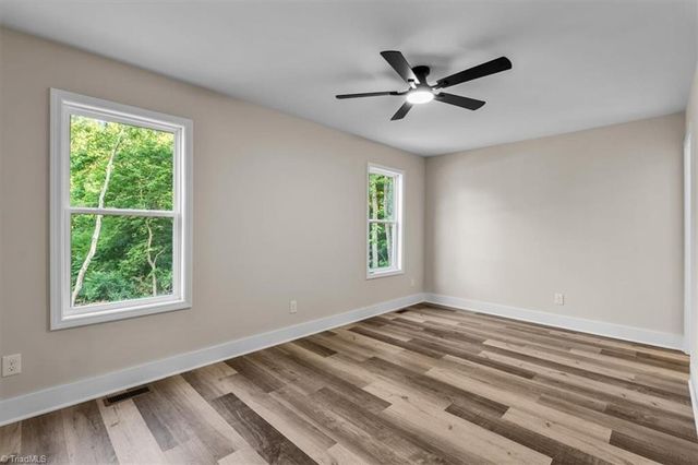 2945 Little Creek Drive, Thomasville, NC 27360