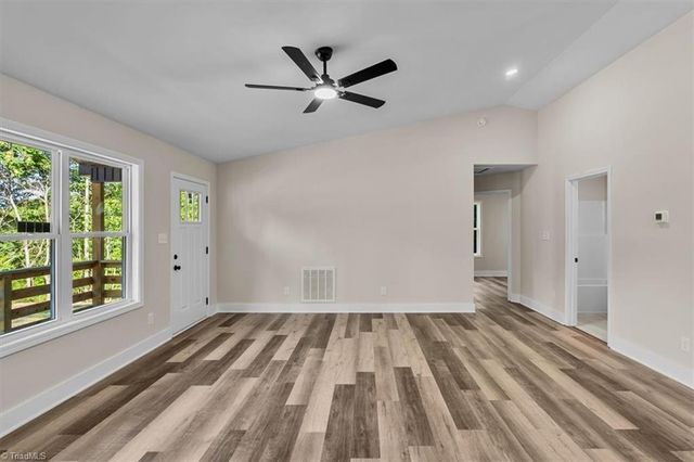 2945 Little Creek Drive, Thomasville, NC 27360