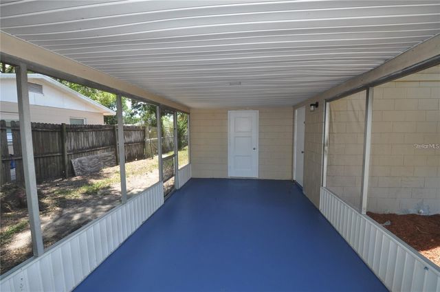 5940 HILLTOP LANE E, Lakeland, FL 33809