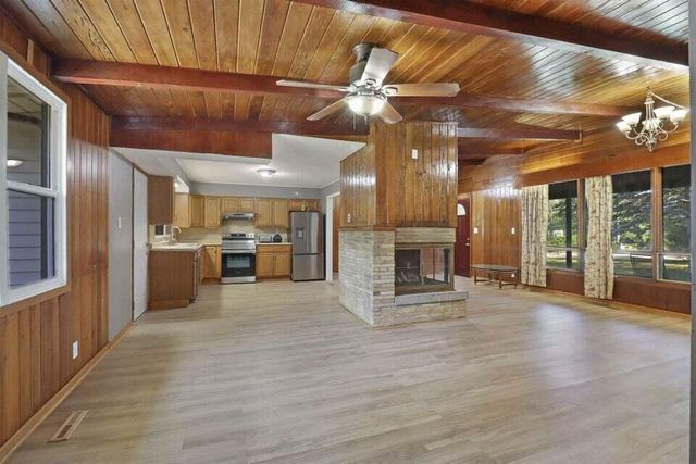 5401 82nd STREET, Kenosha, WI 53142