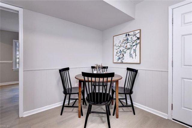 10 Ridgemont CIR, Hampton, VA 23666