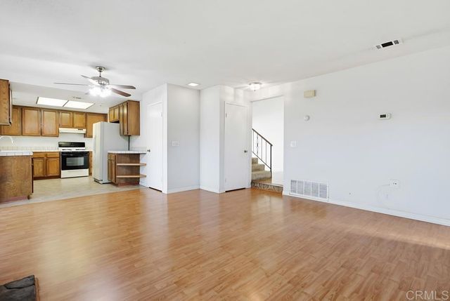 1237 Armstrong Circle, Escondido, CA 92027