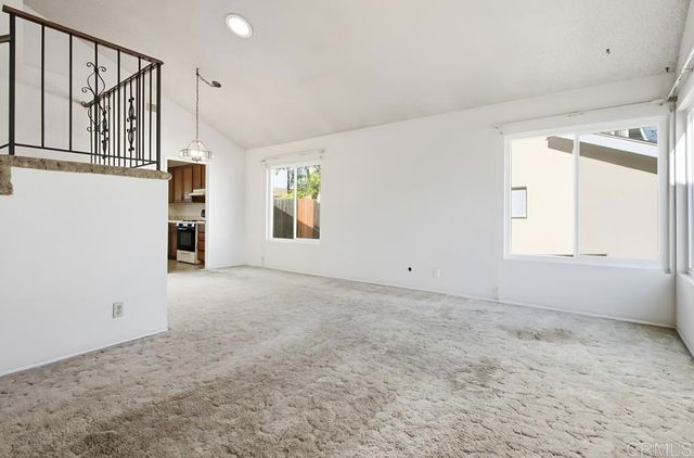 1237 Armstrong Circle, Escondido, CA 92027